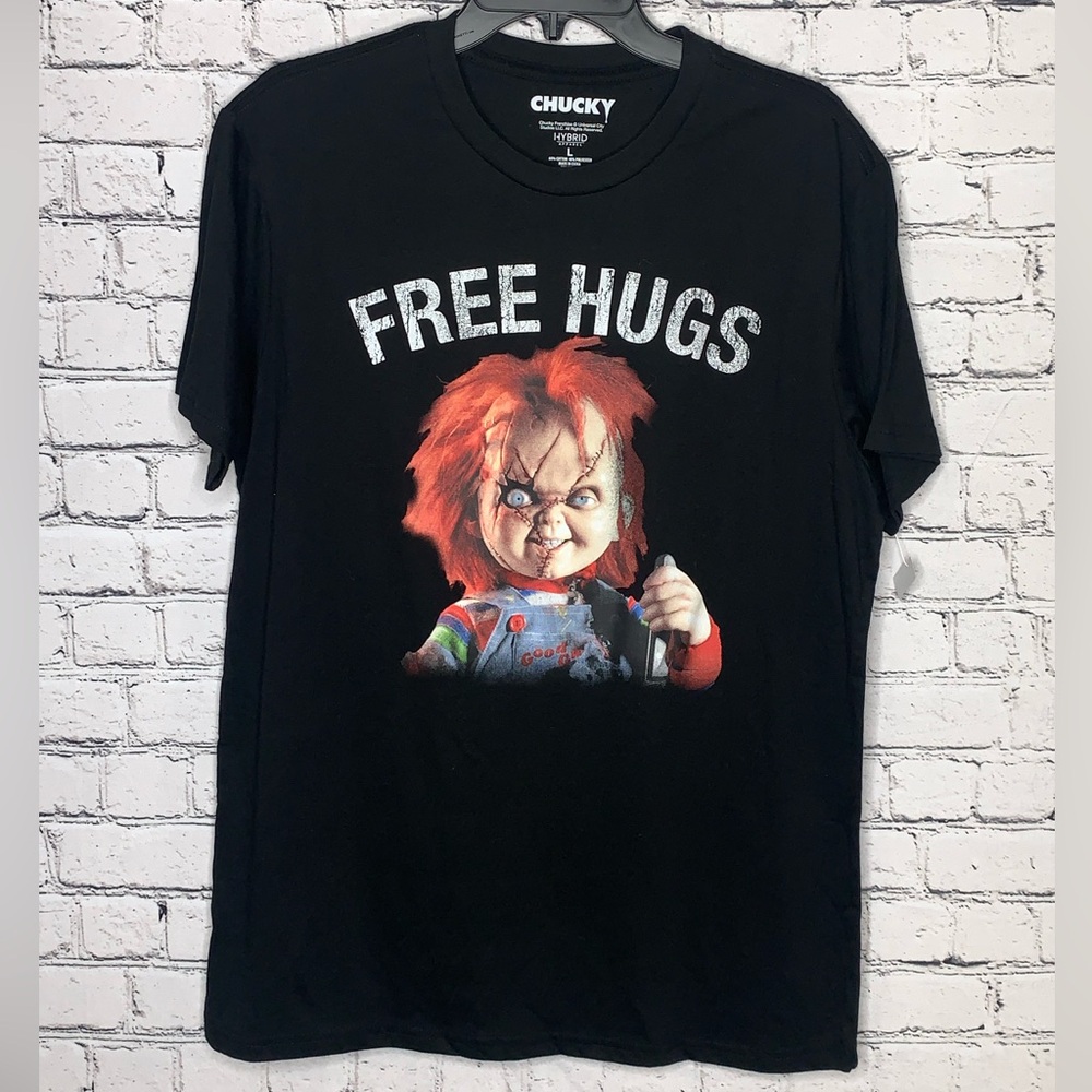 Halloween Funny Graphic Men’s Large Free Hugs Chucky T-Shirt Black- NWT